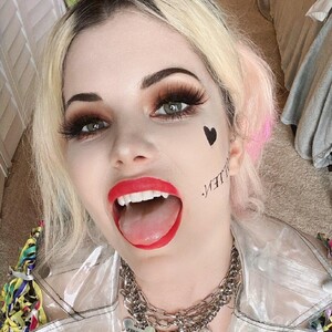 TradGothWife webcam livesex profile in milf cams
