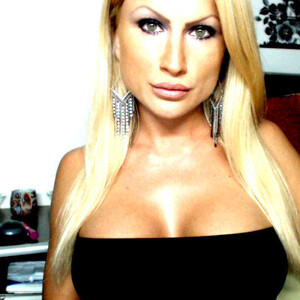 FeelingLost webcam livesex profile in milf cams